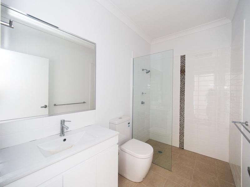 9 Houghton Street, Petrie QLD 4502