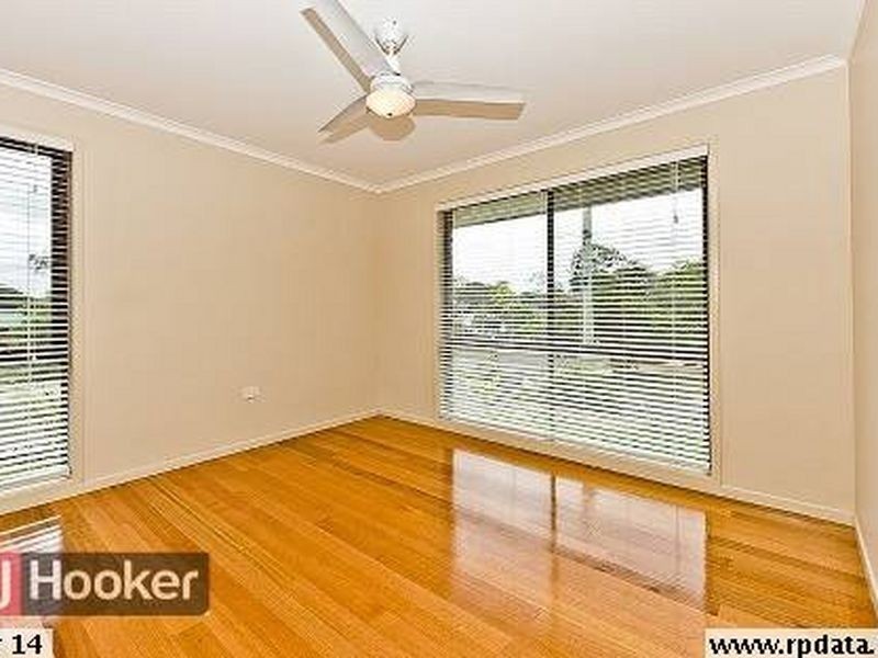 2 Bayeau Court, Petrie QLD 4502