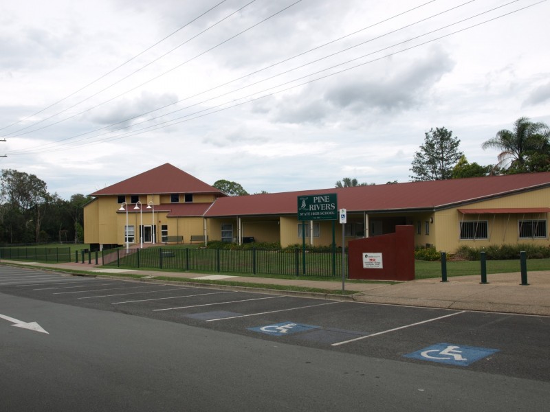 2-10 Slater Ave, Lawnton QLD 4501