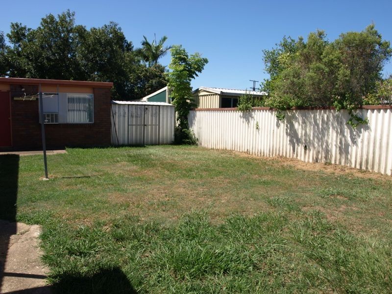 16 Maurice Street, Kallangur QLD 4503