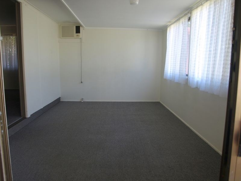 16 Maurice Street, Kallangur QLD 4503