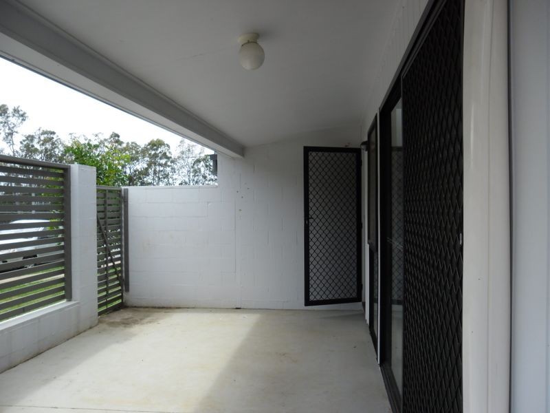 1/24 Ebert Parade, Lawnton QLD 4501