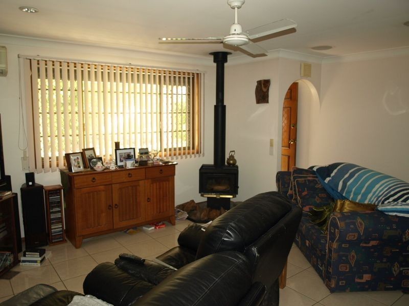 7 Eacham Street, Petrie QLD 4502