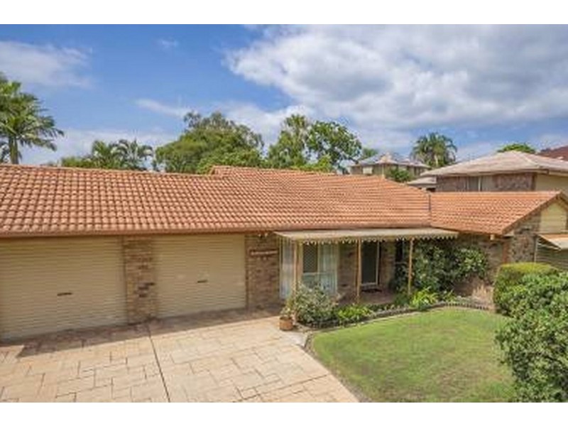 5 Julius Court, Petrie QLD 4502
