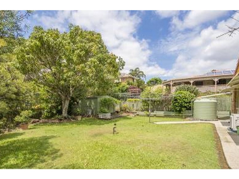 5 Julius Court, Petrie QLD 4502