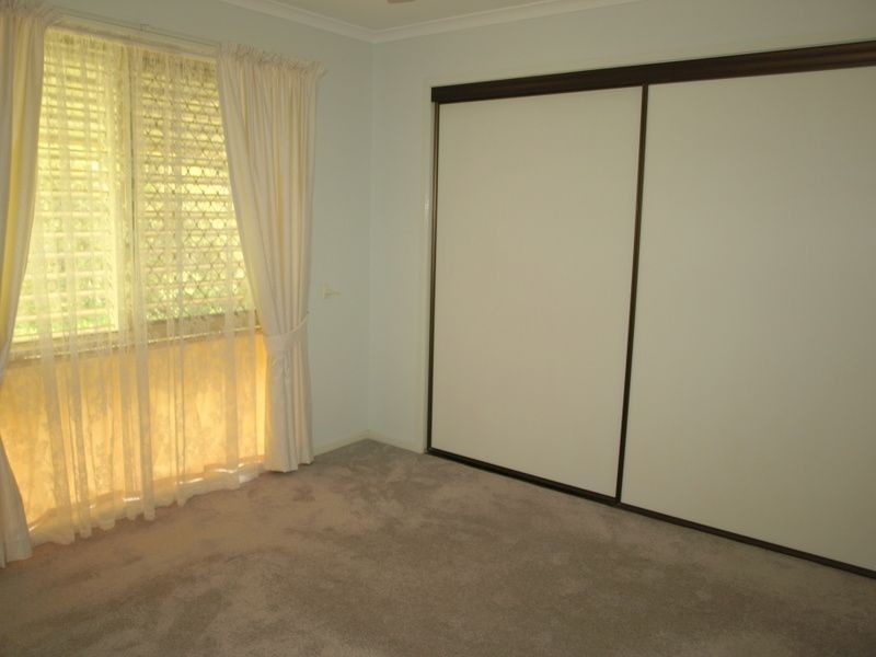 5 Julius Court, Petrie QLD 4502