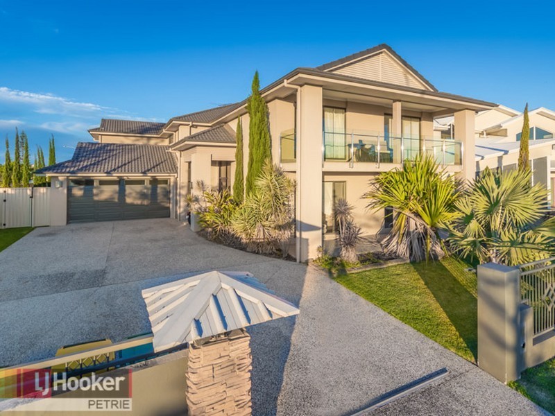 1 Lionheart Crescent, Newport QLD 4020