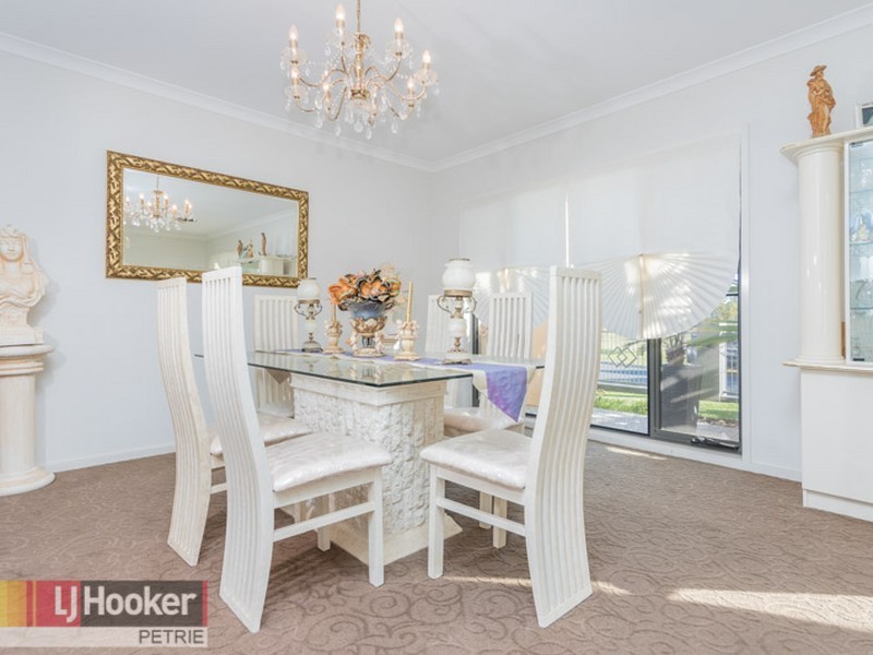 1 Lionheart Crescent, Newport QLD 4020