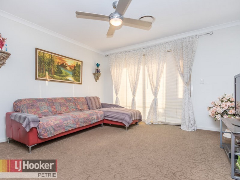 1 Lionheart Crescent, Newport QLD 4020