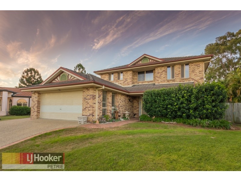 8 Kroning Court, Petrie QLD 4502