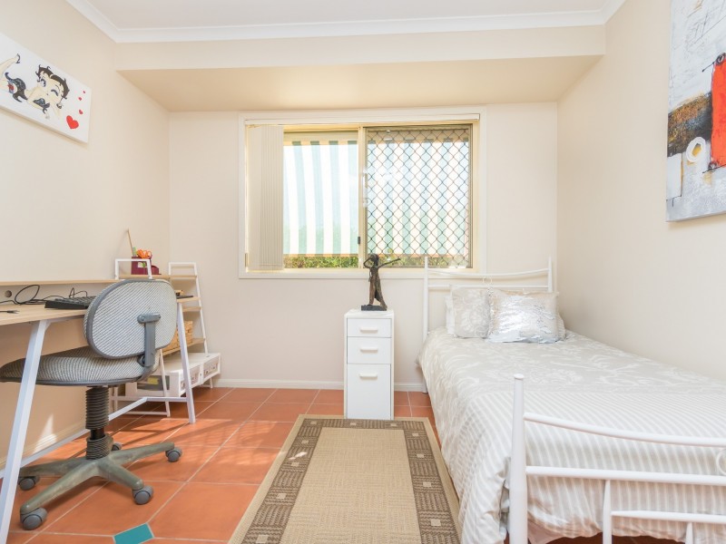 3 Azure Crescent, Griffin QLD 4503