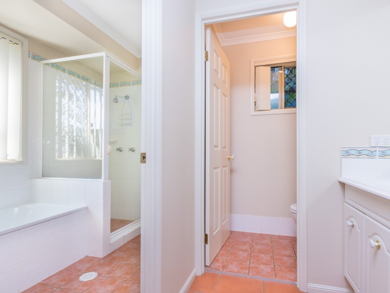 3 Azure Crescent, Griffin QLD 4503