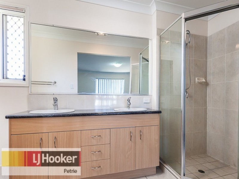 3 Tenzing Court, Warner QLD 4500