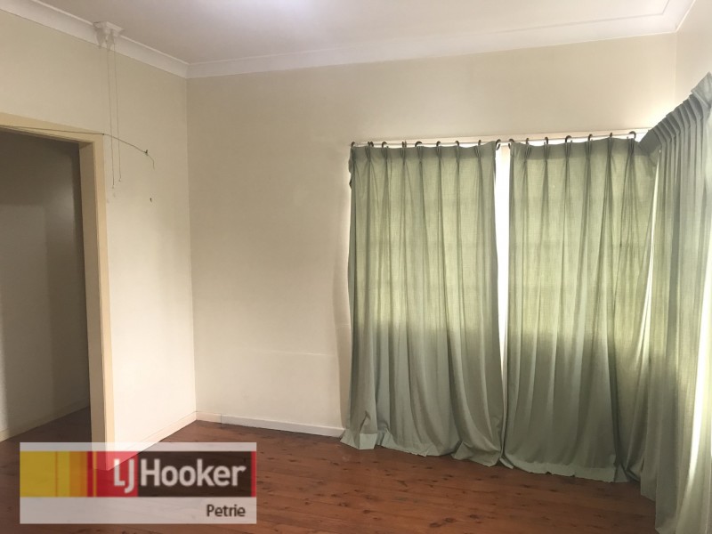 10 O’loan Street, Petrie QLD 4502