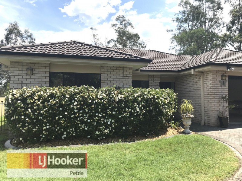 11 Ashford Circuit, Petrie QLD 4502