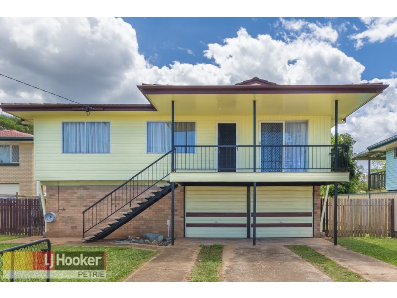 18 Sparkes Road, Bray Park QLD 4500
