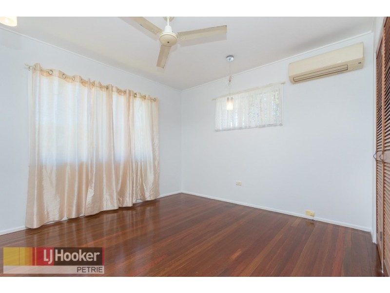 18 Sparkes Road, Bray Park QLD 4500