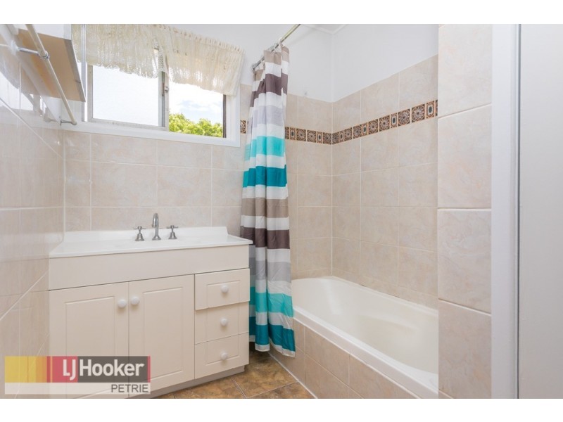 18 Sparkes Road, Bray Park QLD 4500