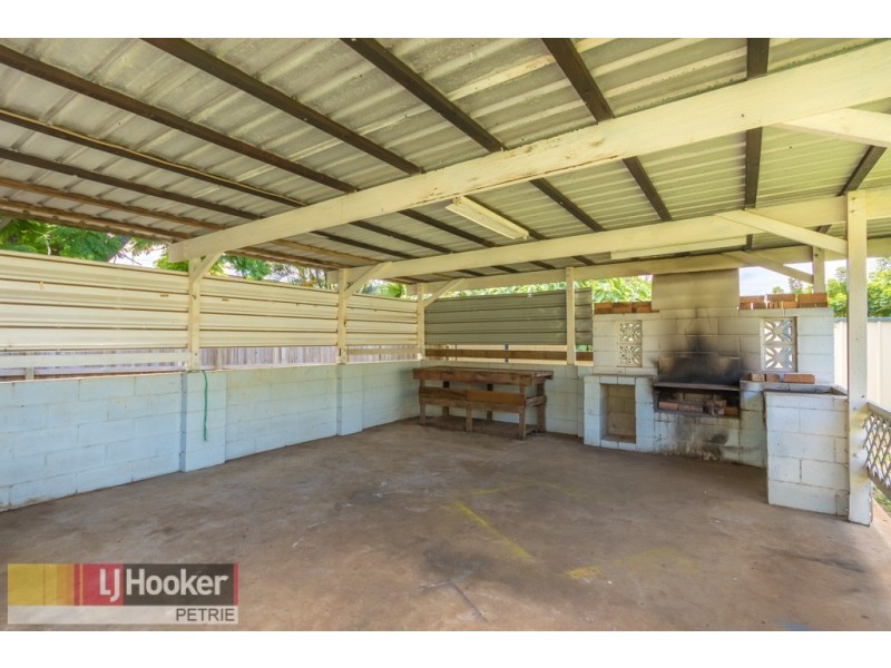18 Sparkes Road, Bray Park QLD 4500