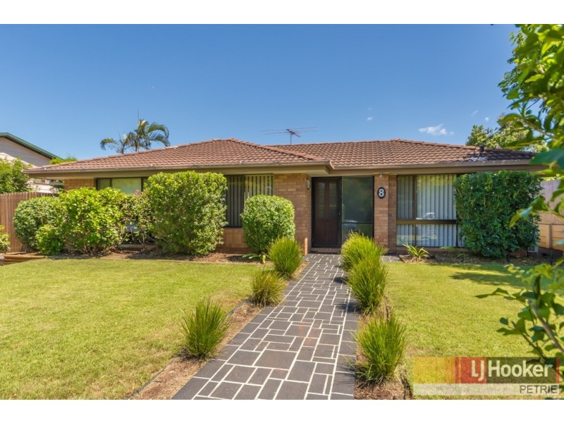 8 Ian Court, Kallangur QLD 4503