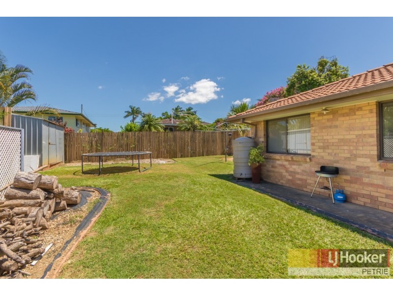 8 Ian Court, Kallangur QLD 4503