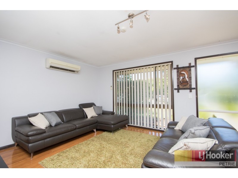 8 Ian Court, Kallangur QLD 4503