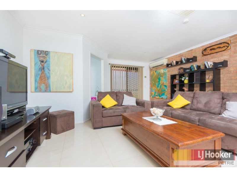 8 Ian Court, Kallangur QLD 4503