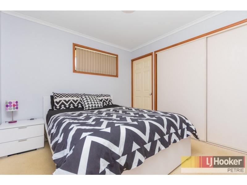 8 Ian Court, Kallangur QLD 4503