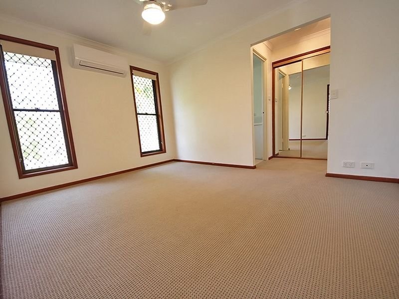 2 Colac Court, Petrie QLD 4502