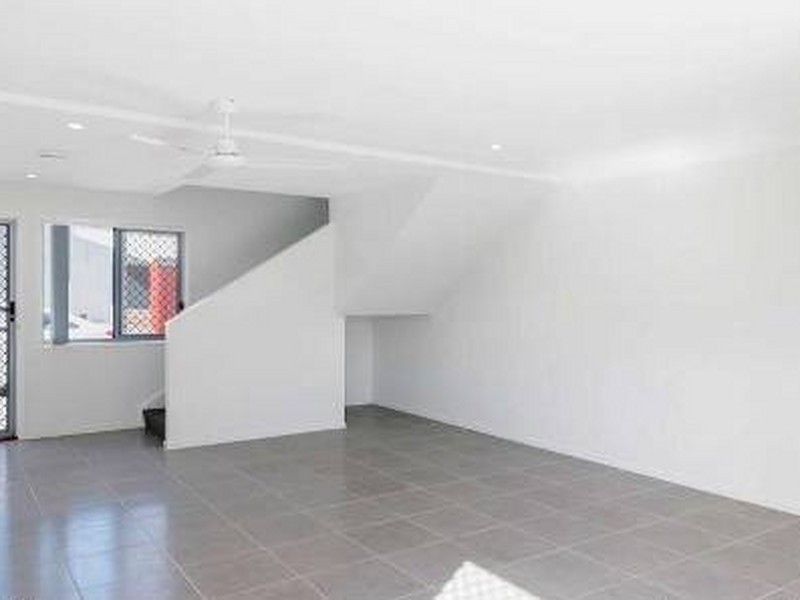 Unit 42/1-15 Ashley Court, Kallangur QLD 4503