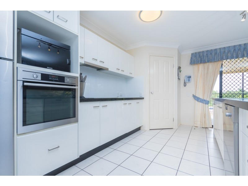 25 Inverpine Court, Petrie QLD 4502