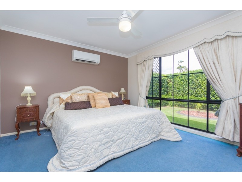 25 Inverpine Court, Petrie QLD 4502