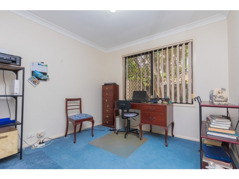 25 Inverpine Court, Petrie QLD 4502