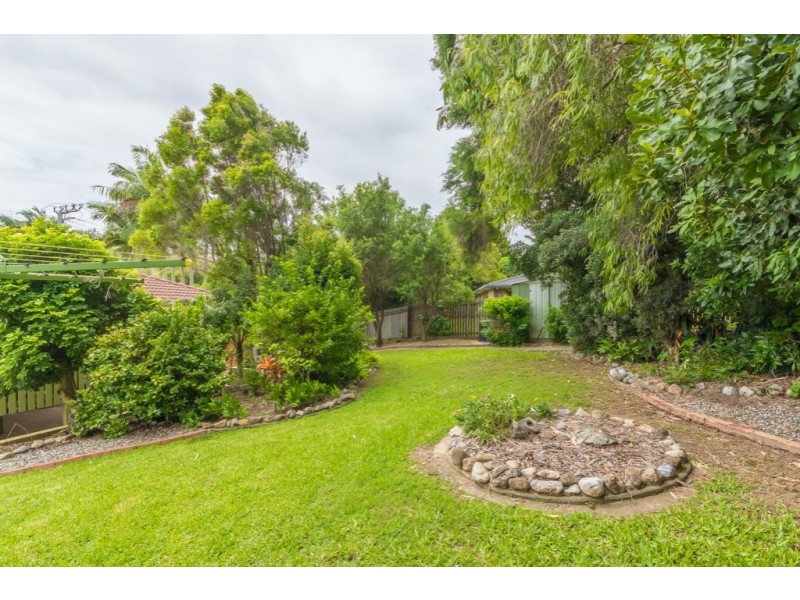 11 Oleron Terrace, Petrie QLD 4502