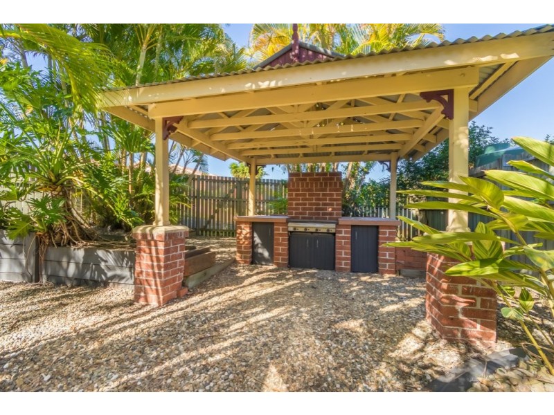 11 Markwell Court, Petrie QLD 4502