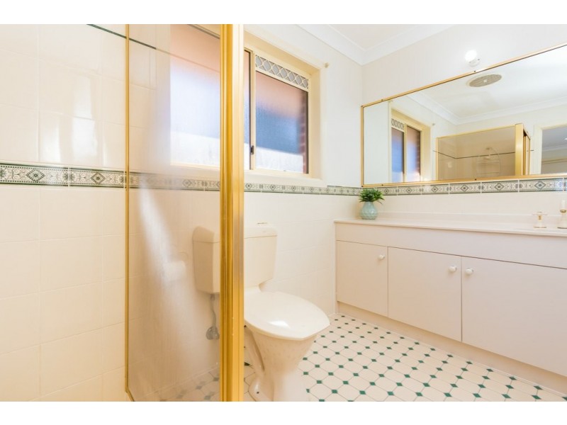 11 Markwell Court, Petrie QLD 4502