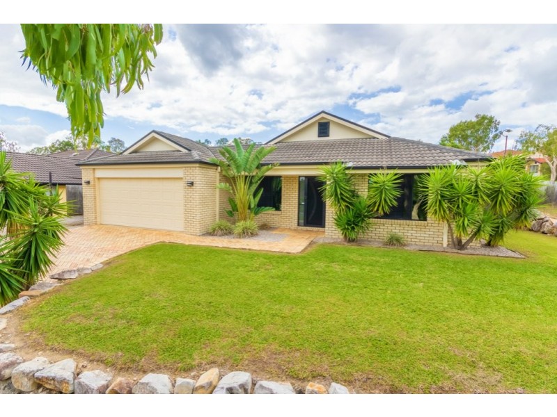 30 Ashford  Circuit, Petrie QLD 4502