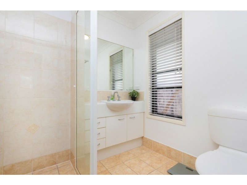 30 Ashford  Circuit, Petrie QLD 4502