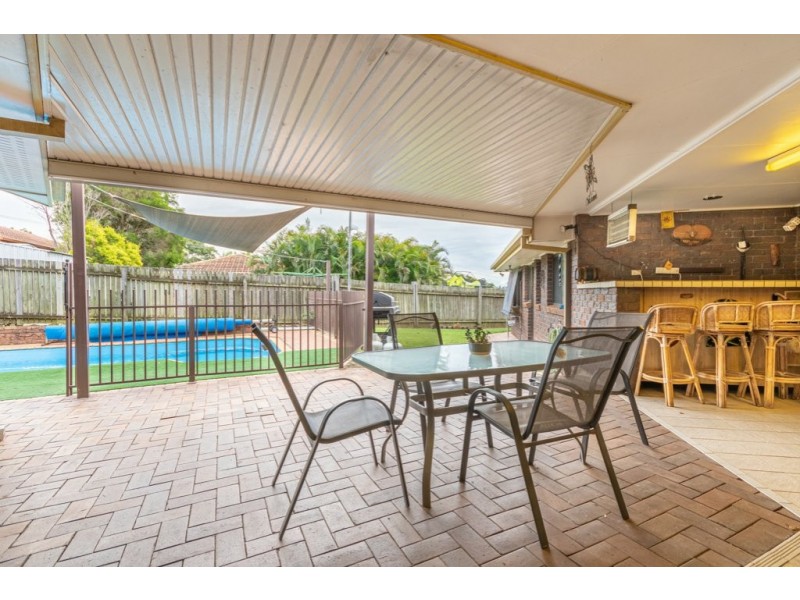 6 St Dominique Court, Petrie QLD 4502