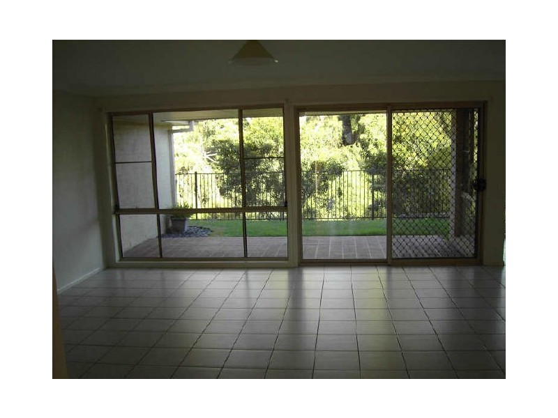 45 Kirri Avenue, Petrie QLD 4502