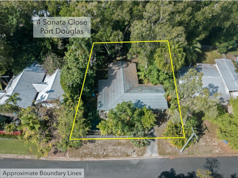 4 Sonata Close, Port Douglas QLD 4877