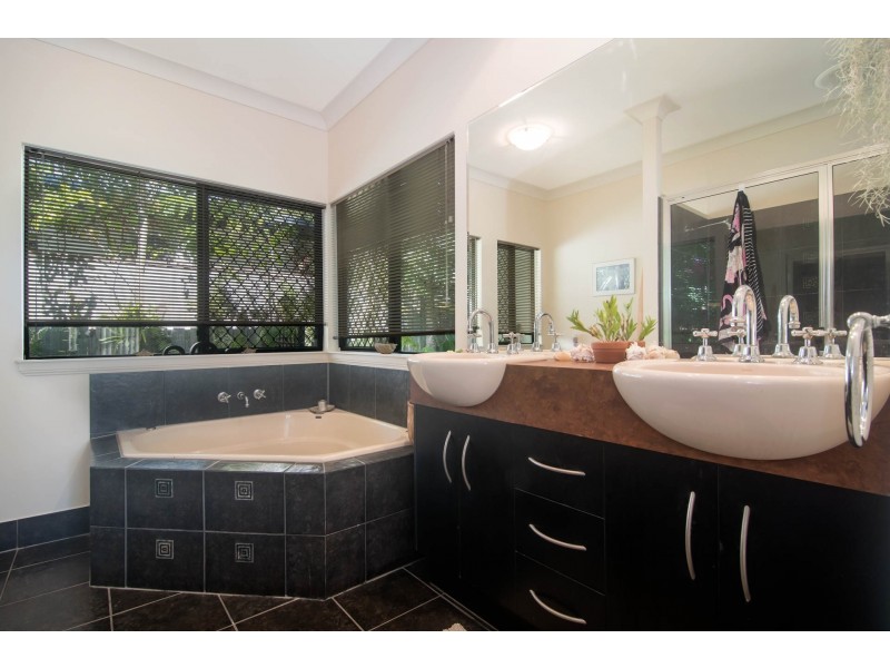 23 Brolga Street, Port Douglas QLD 4877