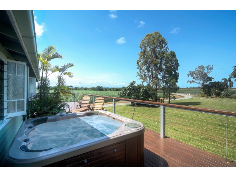 6613 Captain Cook Highway, Port Douglas QLD 4877