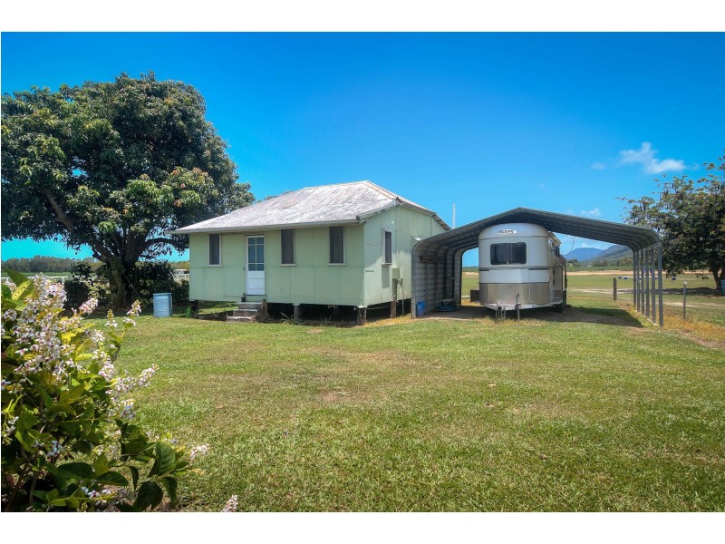 6613 Captain Cook Highway, Port Douglas QLD 4877