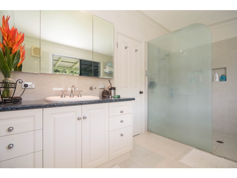 6613 Captain Cook Highway, Port Douglas QLD 4877