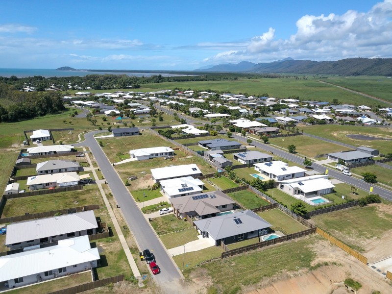 Cooya Beach QLD 4873