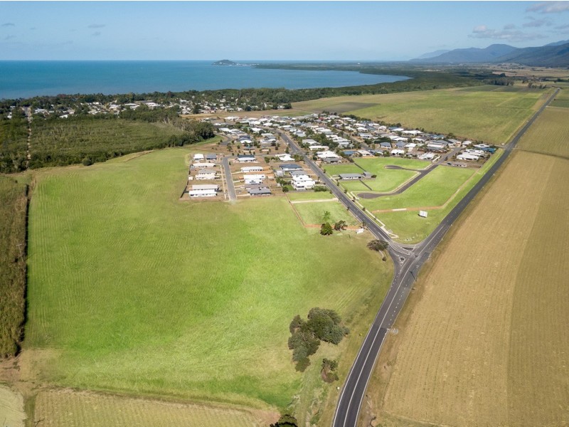 Cooya Beach QLD 4873