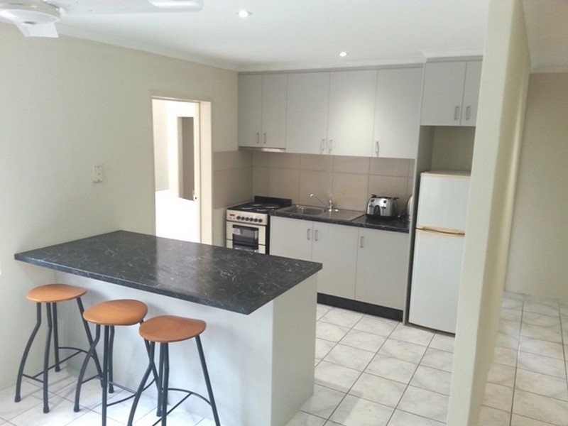 25 Pecten Avenue, Port Douglas QLD 4877