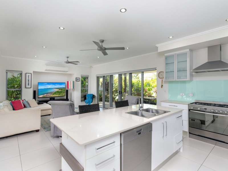 14 Cascade Drive, Port Douglas QLD 4877