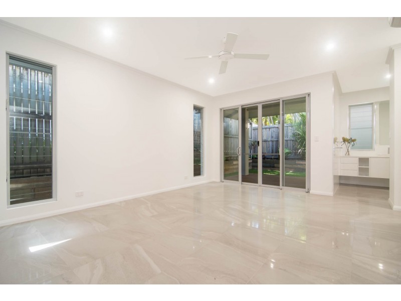 6A Mudlo Street, Port Douglas QLD 4877